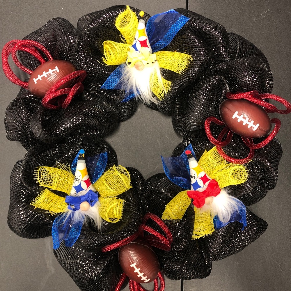 Gnome Custom Made Team Wreath Deco Mesh Ball Special Order 18” NFL MLB NHL NBA